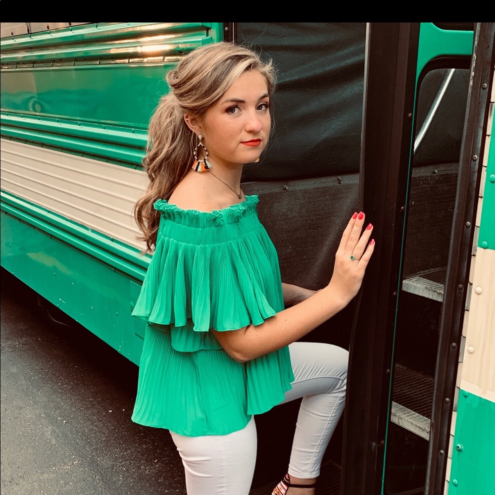 Meet your Posher, Madeline